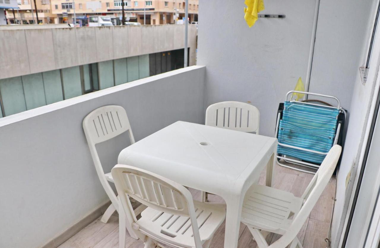 Apartamento Madrid Кадис Екстериор снимка