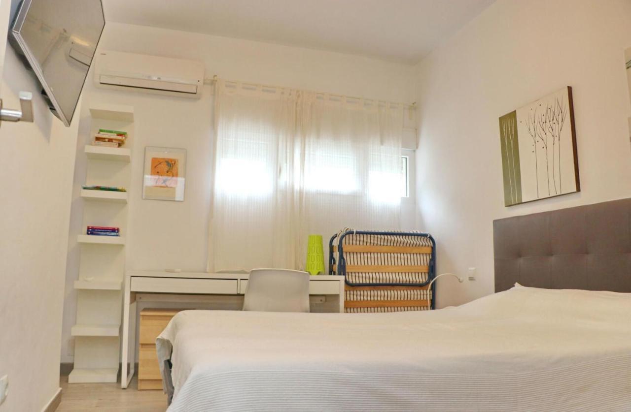 Apartamento Madrid Кадис Екстериор снимка