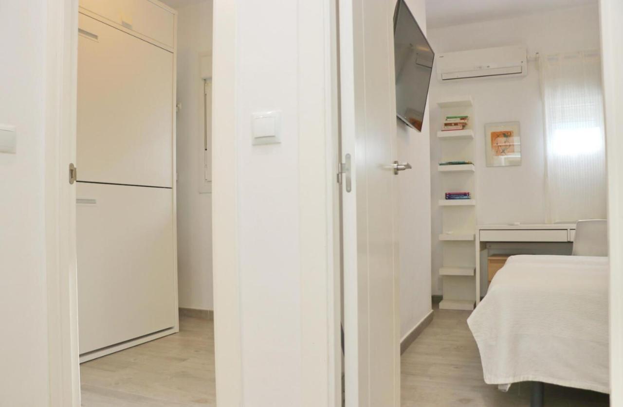 Apartamento Madrid Кадис Екстериор снимка